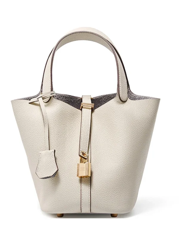 Classic Diamond Shoulder Bag