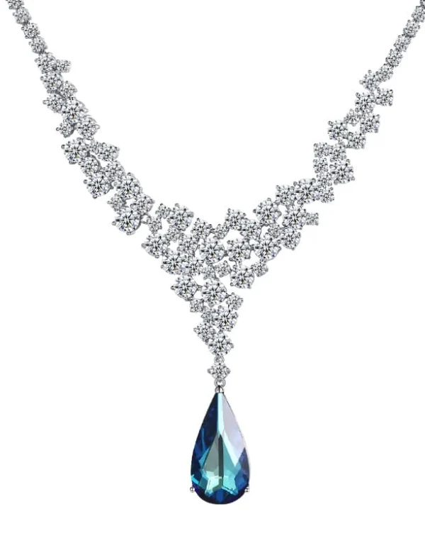 Elegant Teardrop Necklace